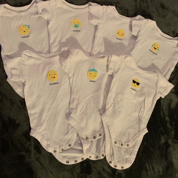 Full set of Children’s Place daily onesies! Unisex - Picture 1 of 2
